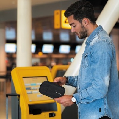 Cartera promocional para pasaporte